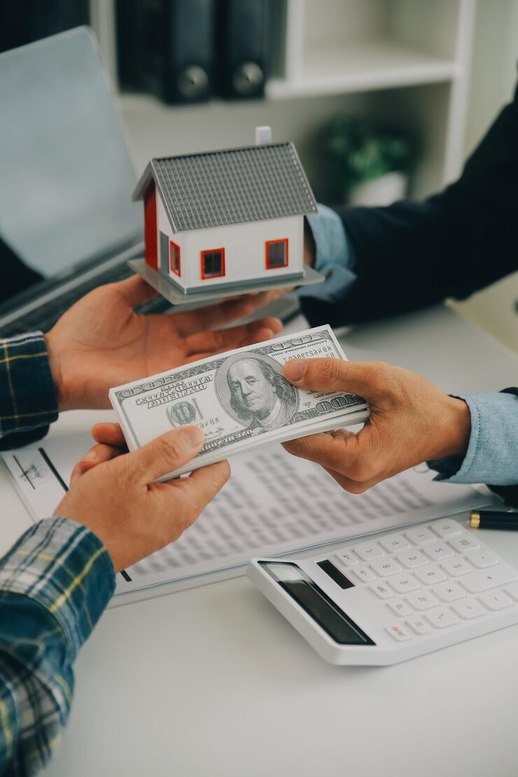 real-estate-agent-customer-signing-contract-buy-house-insurance-loan-real-estaterent-houseget-insurance-loan-real-estate-property_265022-70935
