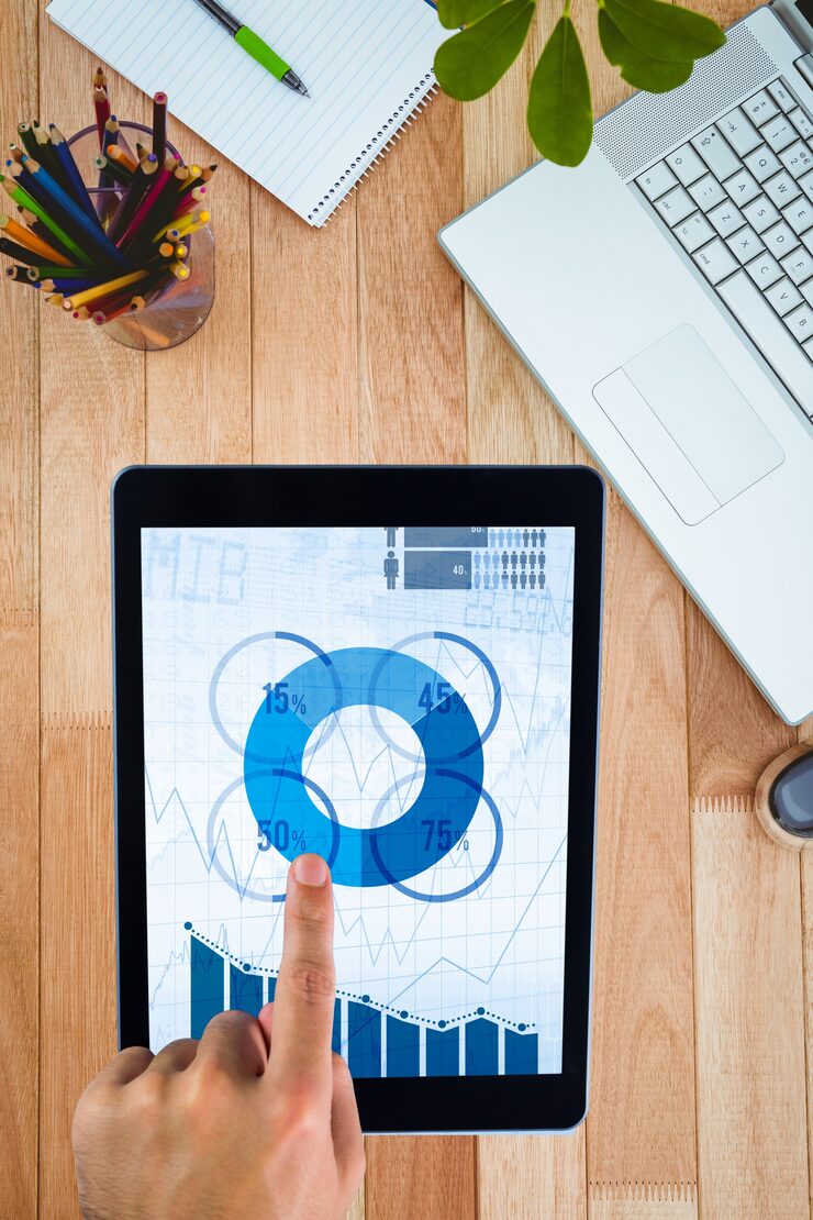 top-view-finger-pressing-percentage-tablet_1134-278